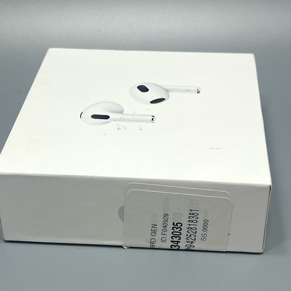 Apple AirPods 3rd Generation New Unused Open Box - Picture 8 of 9